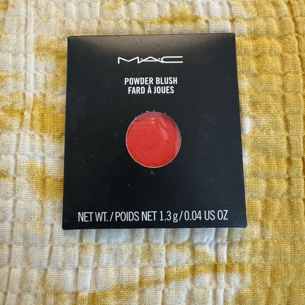 MAC News Flash Eyeshadow Refill